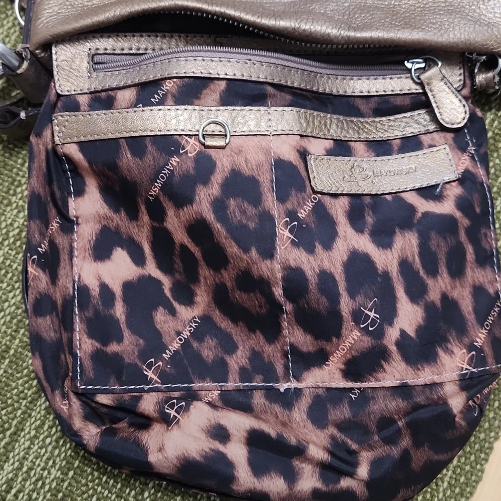 B. Makowsky Metallic Bronze Crossbody Pebbled Leather Bag - Picture 12 of 16